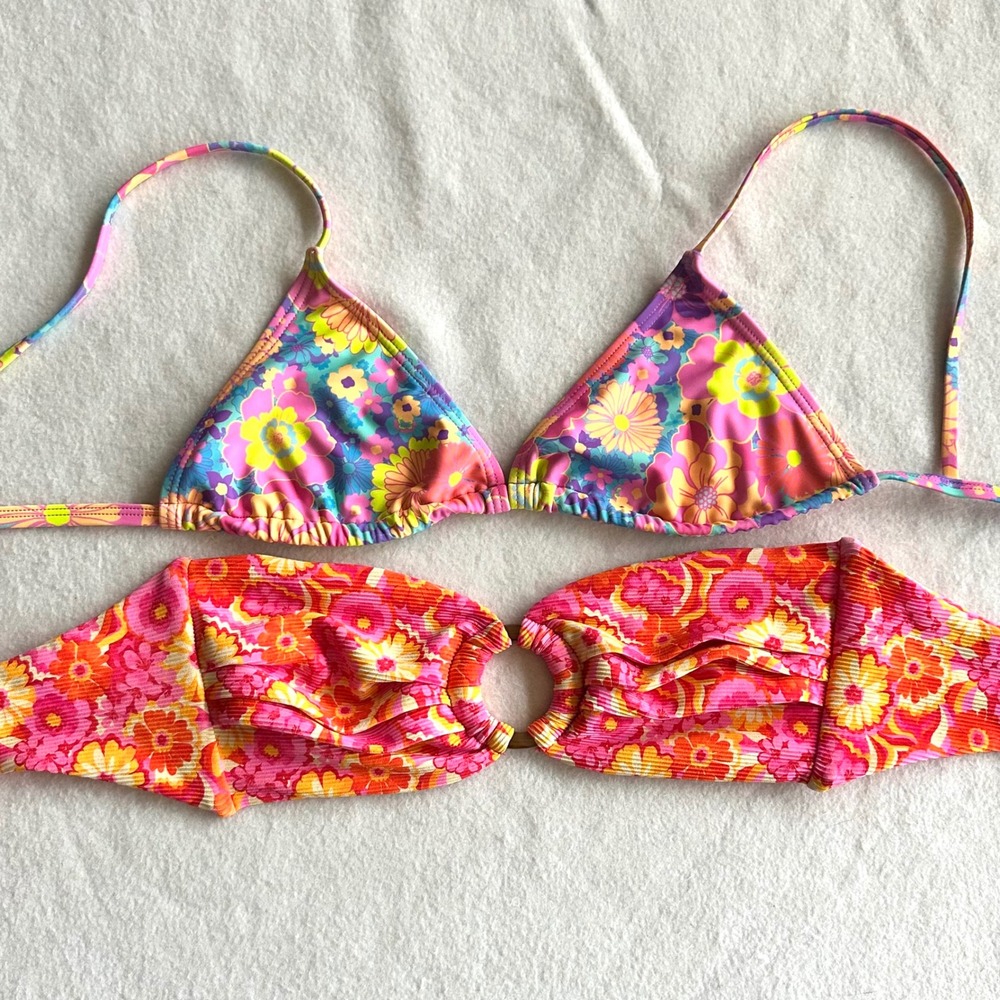 Kulani Kinis Medium 2 Bikini Tops Floral Triangle Bandeau O-Ring NEW